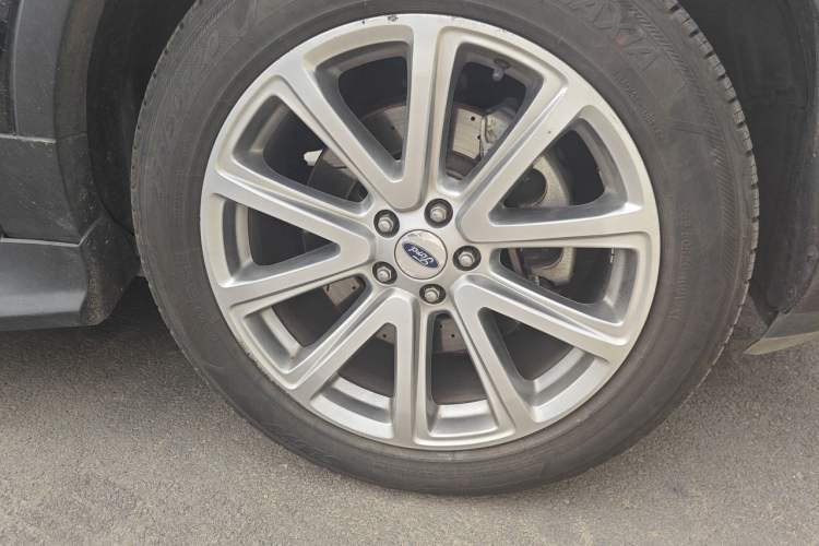 Used Ford Explorer 2017 2.3T Elite Edition Right Front Wheel Hub