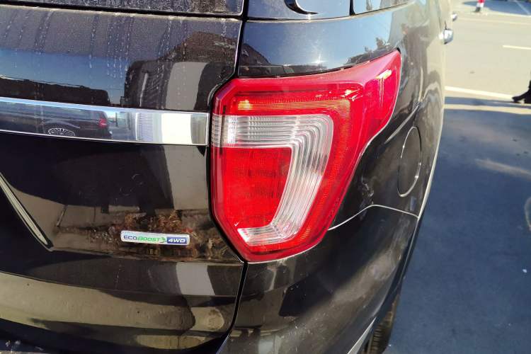 Used Ford Explorer 2017 2.3T Elite Edition Right Rear Taillight