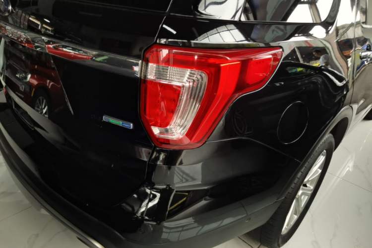 Used Ford Explorer 2017 2.3T Elite Edition Right Rear Taillight