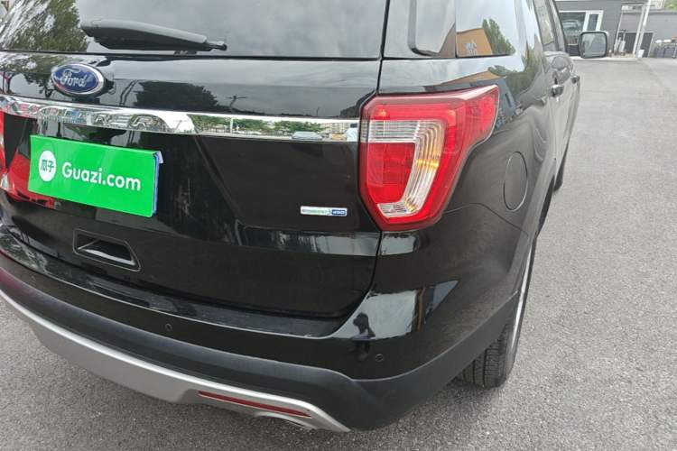 Used Ford Explorer 2017 2.3T Fashion Edition Right Rear Taillight