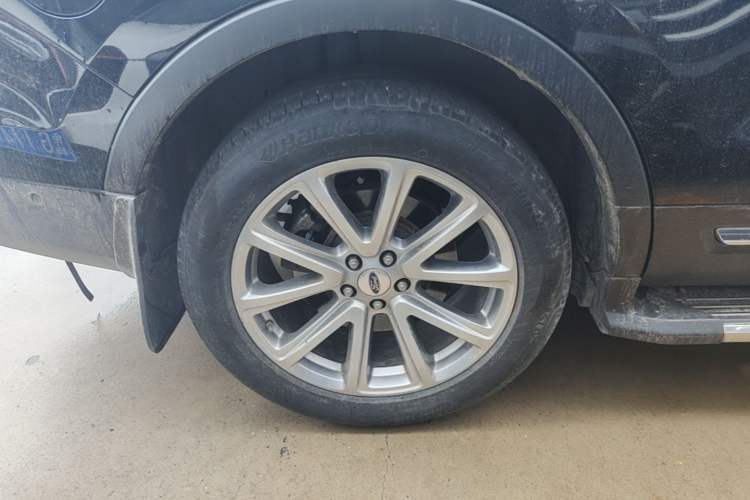 Used Ford Explorer 2017 2.3T Elite Edition Right Rear Wheel Hub