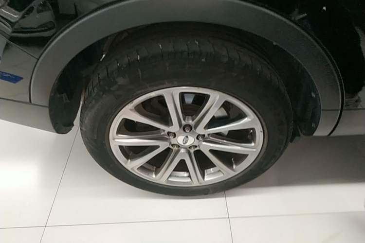Used Ford Explorer 2017 2.3T Elite Edition Right Rear Wheel Hub