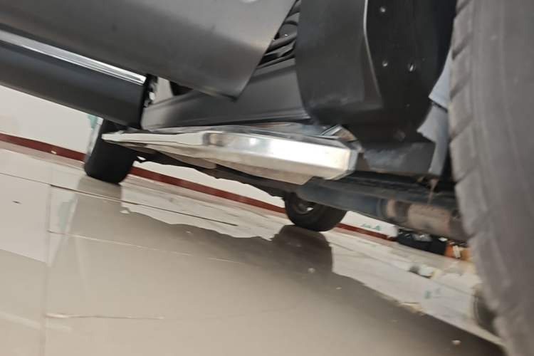 Used Ford Explorer 2017 2.3T Fashion Edition Right Side Sill