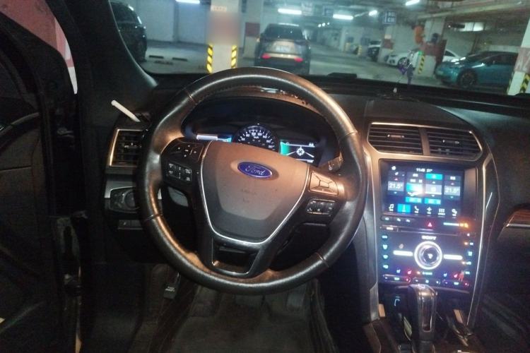Used Ford Explorer 2017 2.3T Elite Edition Steering Wheel