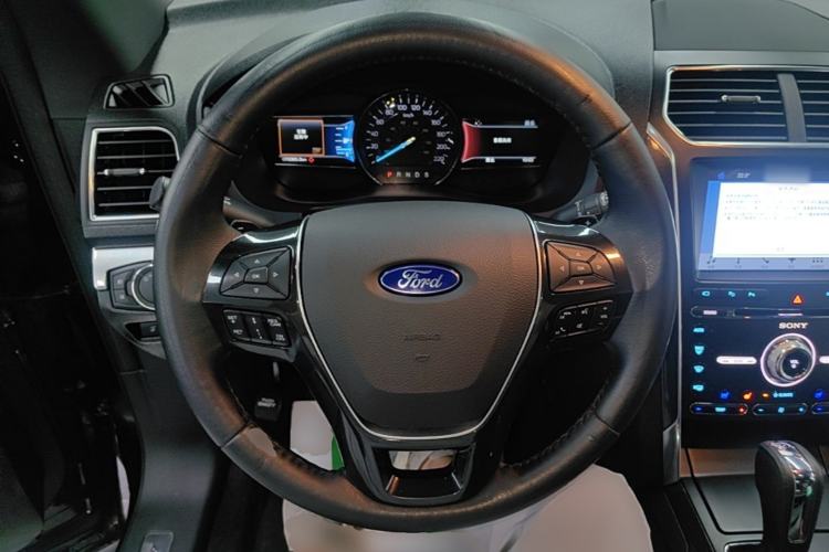 Used Ford Explorer 2017 2.3T Elite Edition Steering Wheel
