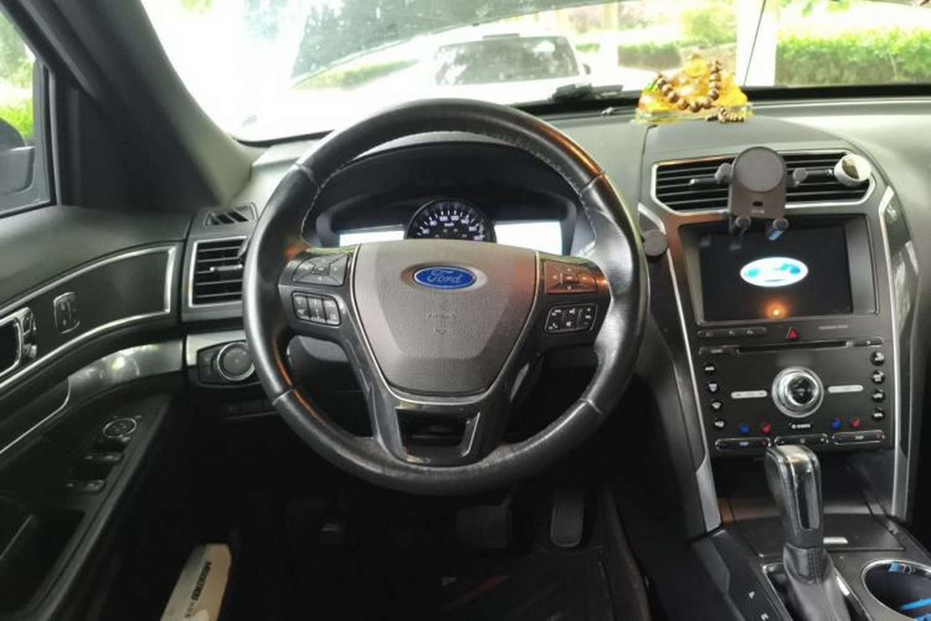 Used Ford Explorer 2017 2.3T Elite Edition Steering Wheel