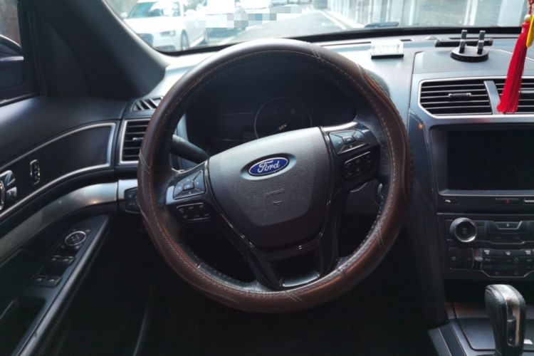 Used Ford Explorer 2017 2.3T Fashion Edition Steering Wheel