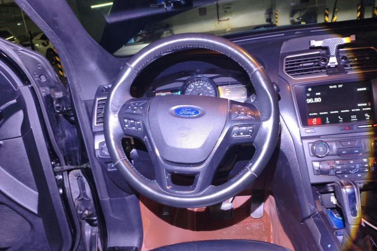 Used Ford Explorer 2017 2.3T Fashion Edition Steering Wheel
