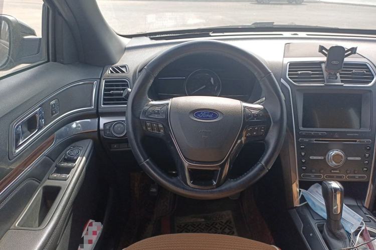 Used Ford Explorer 2017 2.3T Elite Edition Steering Wheel