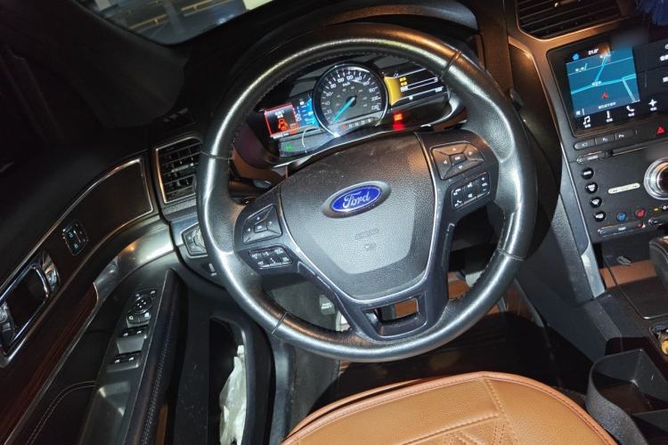 Used Ford Explorer 2017 2.3T Elite Edition Steering Wheel