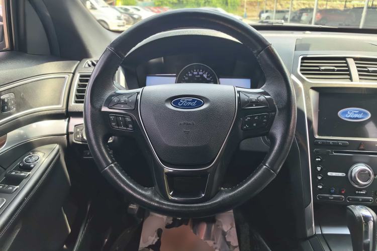 Used Ford Explorer 2017 2.3T Elite Edition Steering Wheel