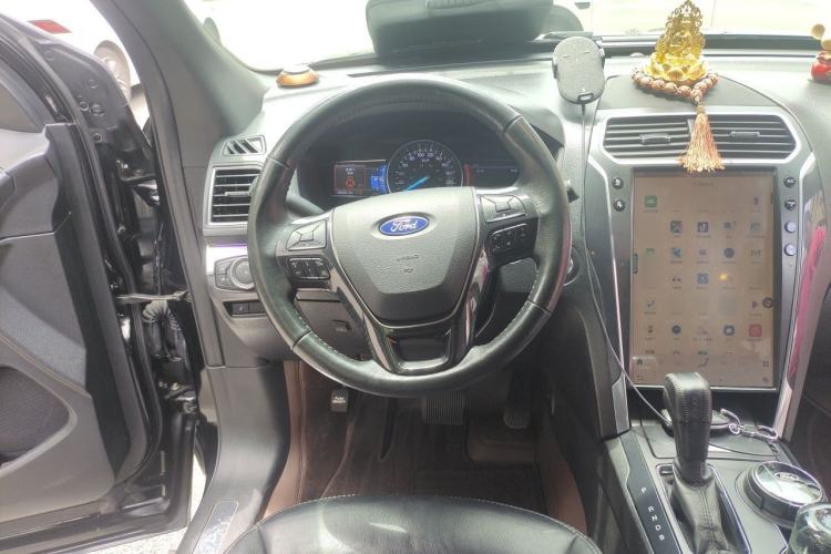 Used Ford Explorer 2017 2.3T Elite Edition Steering Wheel