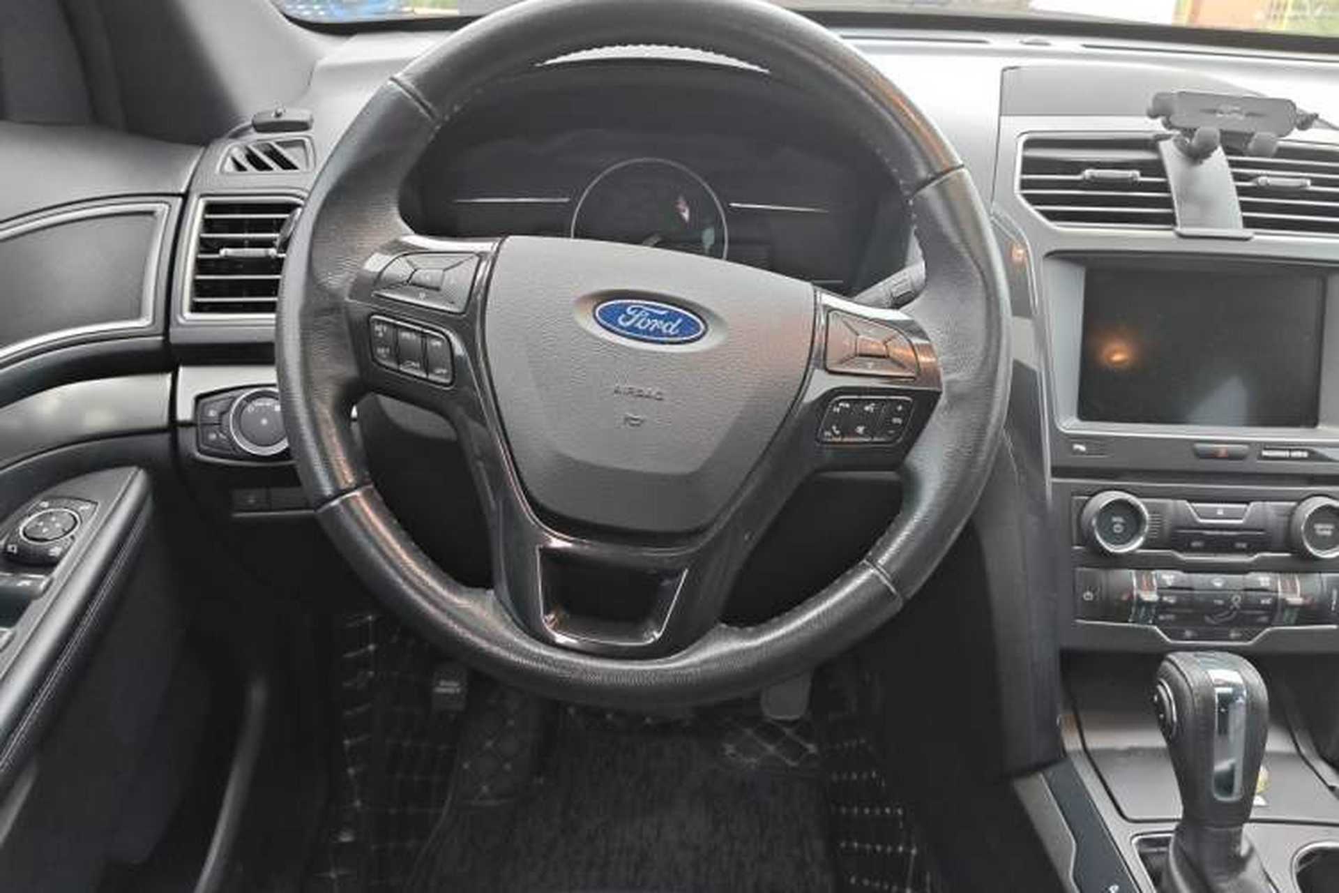 Used Ford Explorer 2017 2.3T Fashion Edition Steering Wheel