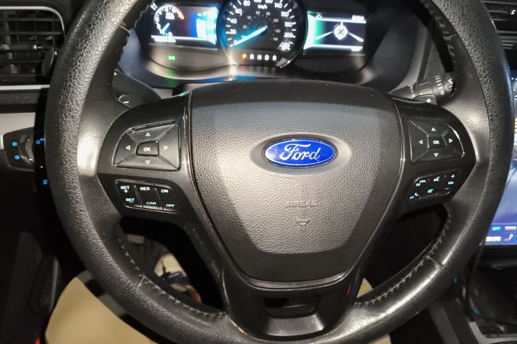 Used Ford Explorer 2017 2.3T Fashion Edition Steering Wheel