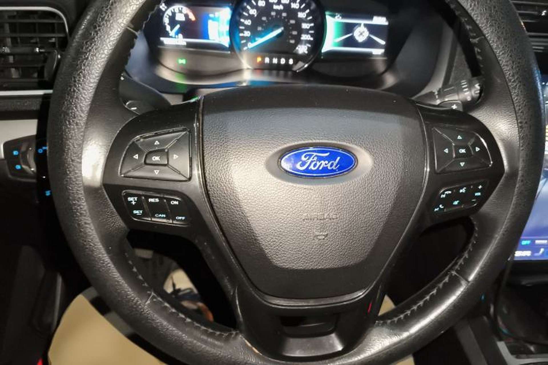 Used Ford Explorer 2017 2.3T Fashion Edition Steering Wheel