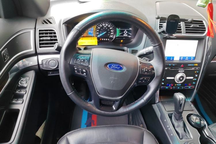Used Ford Explorer 2017 2.3T Elite Edition Steering Wheel