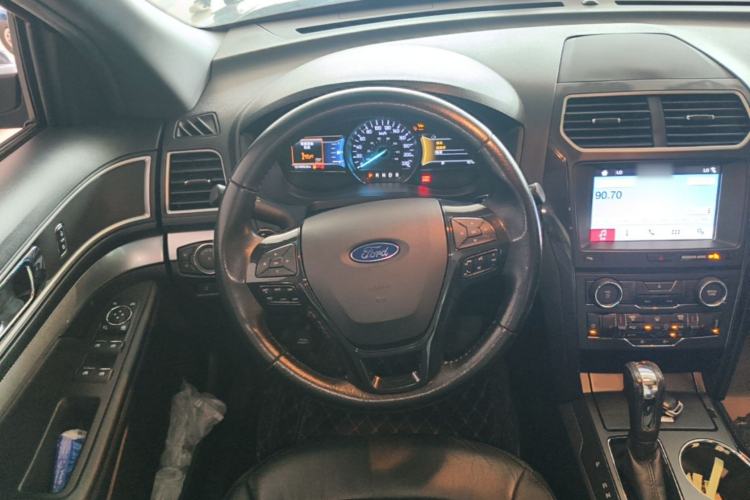 Used Ford Explorer 2017 2.3T Fashion Edition Steering Wheel