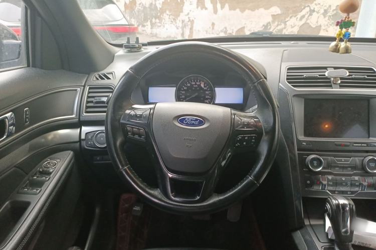 Used Ford Explorer 2017 2.3T Fashion Edition Steering Wheel