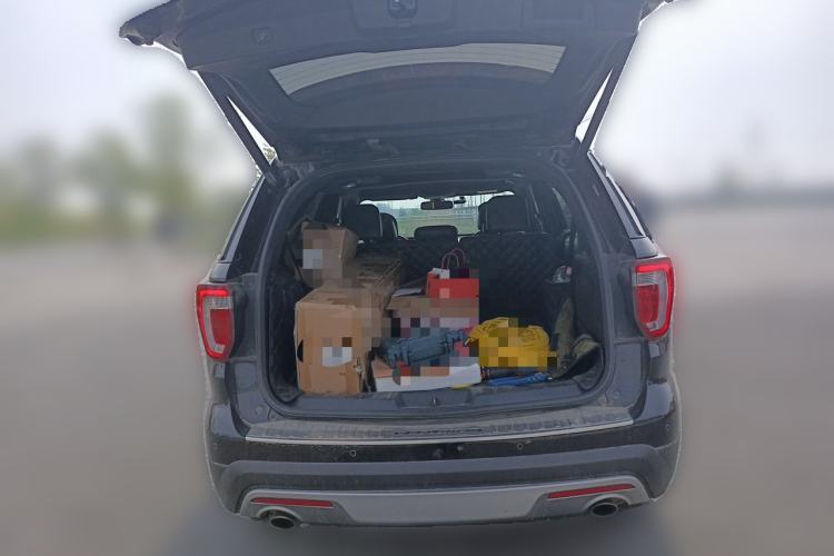 Used Ford Explorer 2017 2.3T Elite Edition Trunk