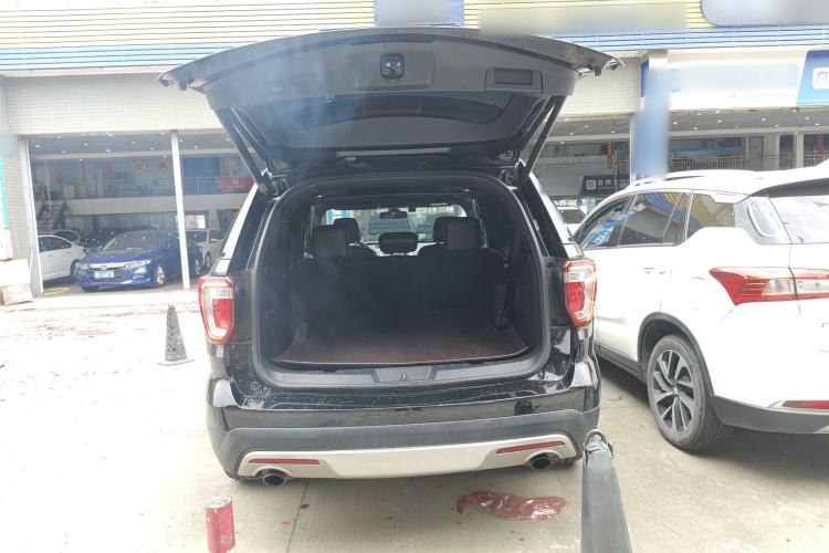 Used Ford Explorer 2017 2.3T Elite Edition Trunk