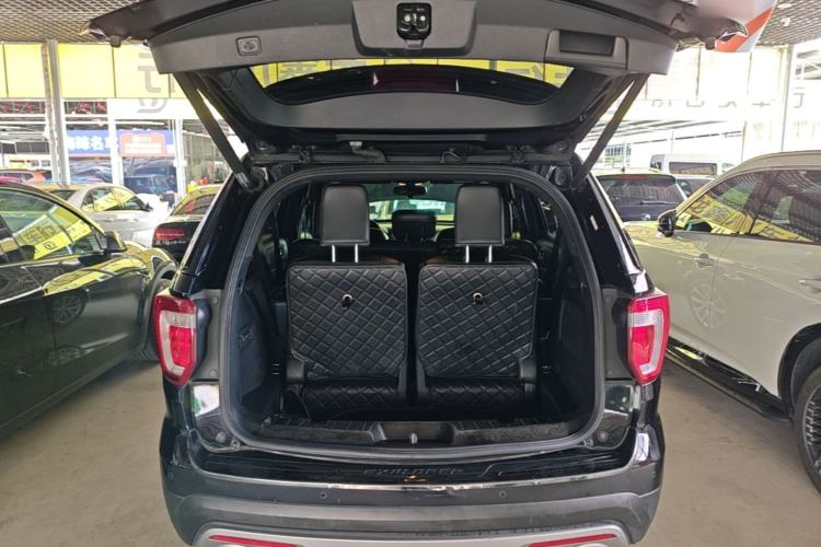 Used Ford Explorer 2017 2.3T Elite Edition Trunk