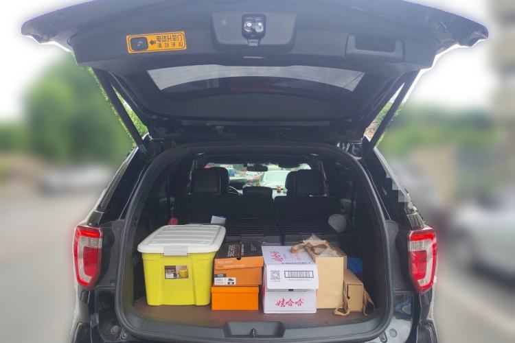 Used Ford Explorer 2017 2.3T Elite Edition Trunk