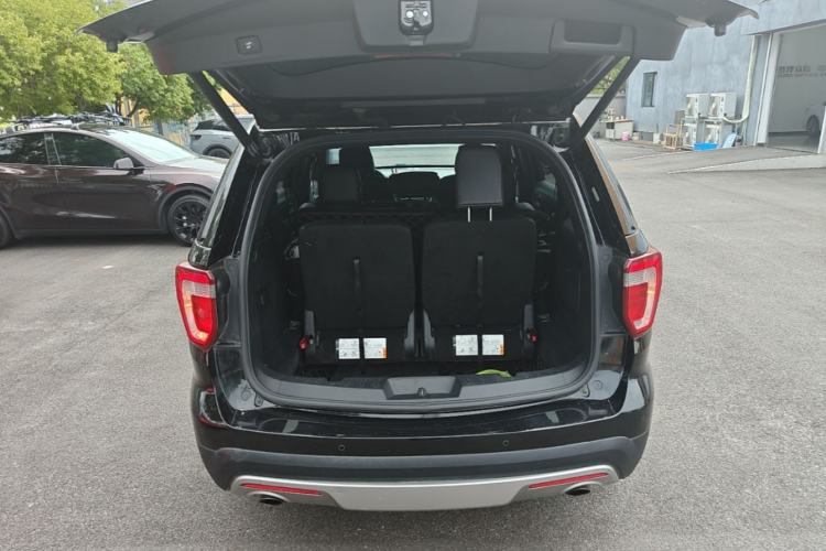 Used Ford Explorer 2017 2.3T Fashion Edition Trunk