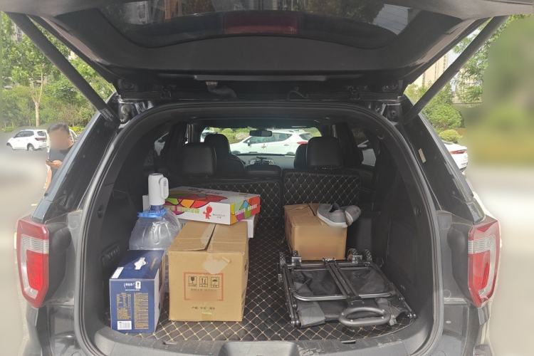 Used Ford Explorer 2017 2.3T Elite Edition Trunk