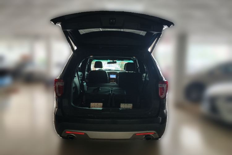 Used Ford Explorer 2017 2.3T Fashion Edition Trunk