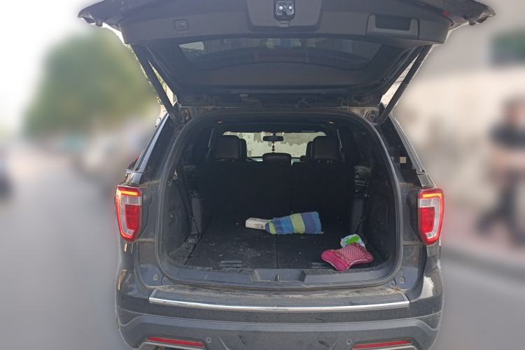 Used Ford Explorer 2017 2.3T Fashion Edition Trunk