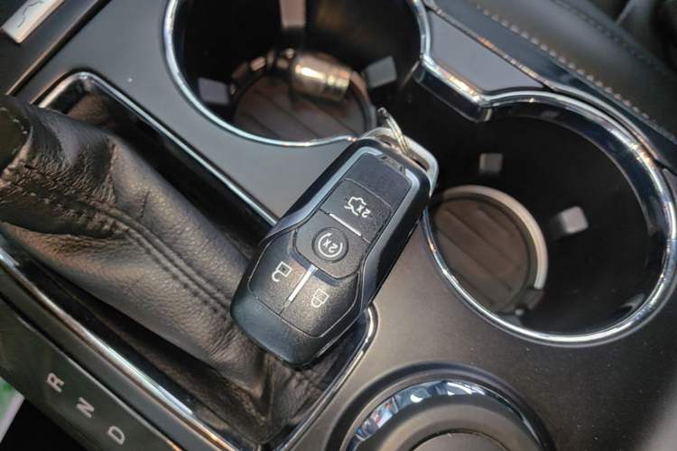 Used Ford Explorer 2017 2.3T Elite Edition Vehicle Key