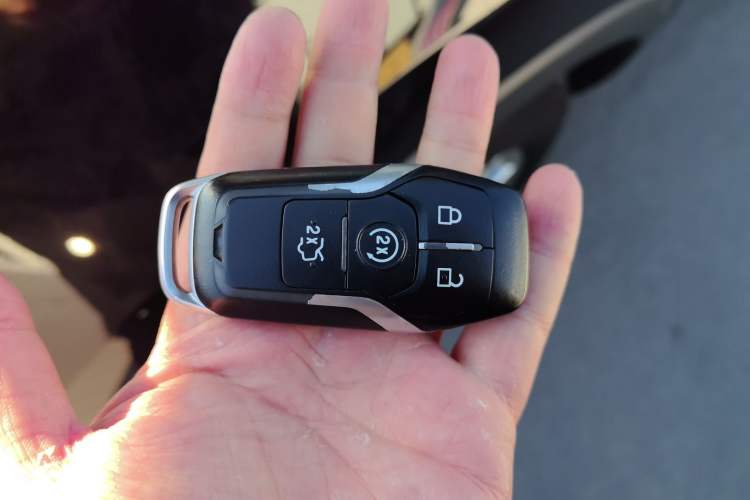 Used Ford Explorer 2017 2.3T Elite Edition Vehicle Key