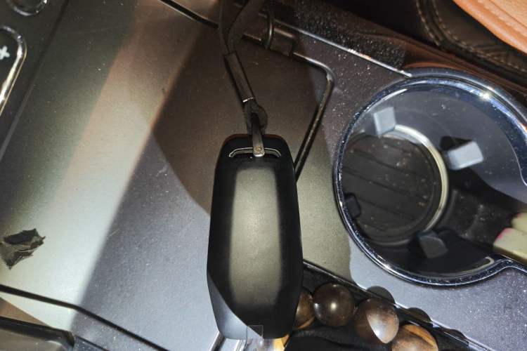 Used Ford Explorer 2017 2.3T Elite Edition Vehicle Key