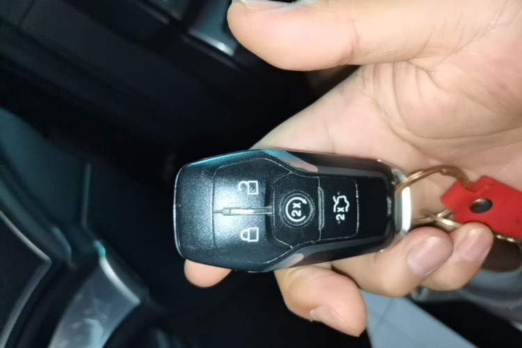 Used Ford Explorer 2017 2.3T Elite Edition Vehicle Key