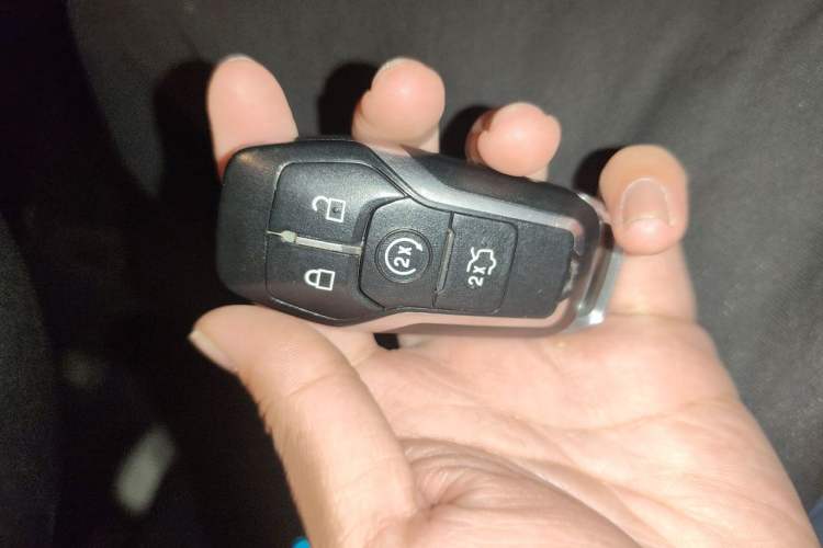 Used Ford Explorer 2017 3.5T Sport Edition Vehicle Key