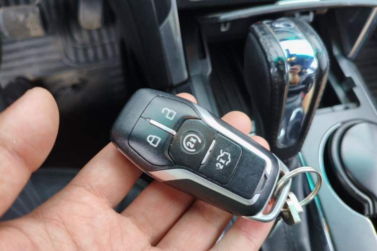 Used Ford Explorer 2017 2.3T Elite Edition Vehicle Key