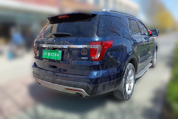 Used Ford Explorer 2017 2.3T Fashion Edition Rear Right 45 Deg