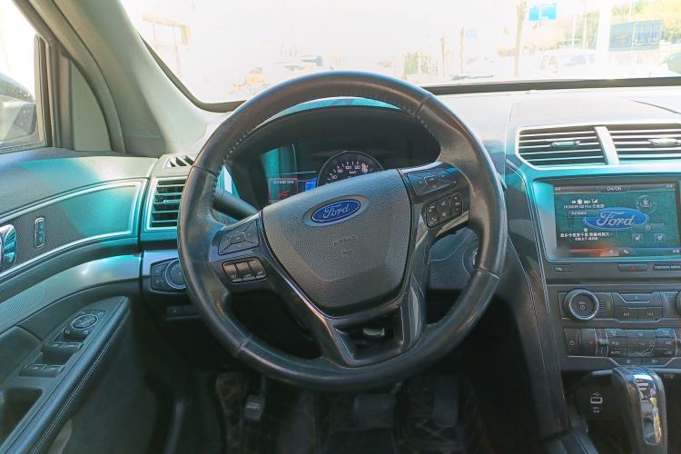 Used Ford Explorer 2017 2.3T Fashion Edition Steering Wheel