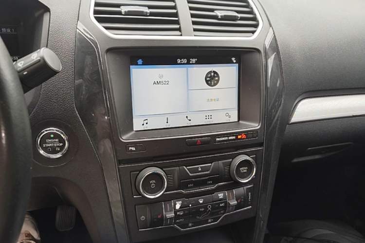 Used Ford Explorer 2017 2.3T Fashion Edition Audio And AC Panel