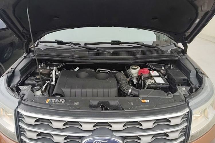 Used Ford Explorer 2017 2.3T Fashion Edition Engine Bay