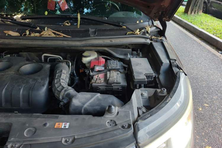 Used Ford Explorer 2017 2.3T Elite Edition Engine Bay Left