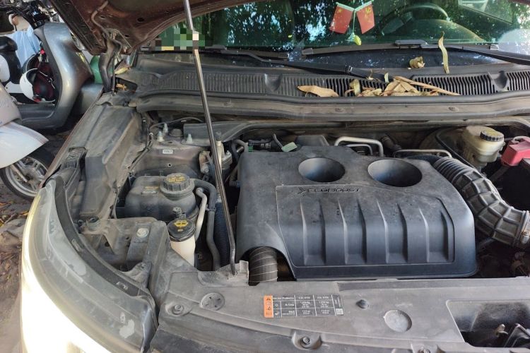 Used Ford Explorer 2017 2.3T Elite Edition Engine Bay Right