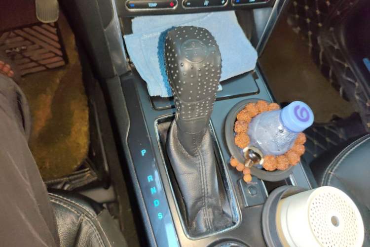 Used Ford Explorer 2017 2.3T Elite Edition Gear Lever