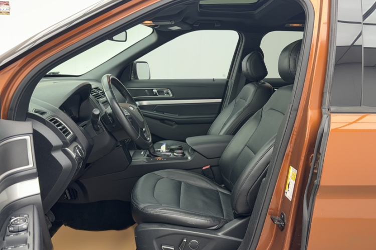 Used Ford Explorer 2017 2.3T Fashion Edition Interior 12