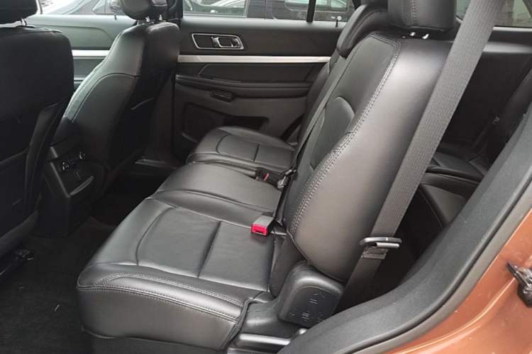 Used Ford Explorer 2017 2.3T Fashion Edition Left Rear Seat