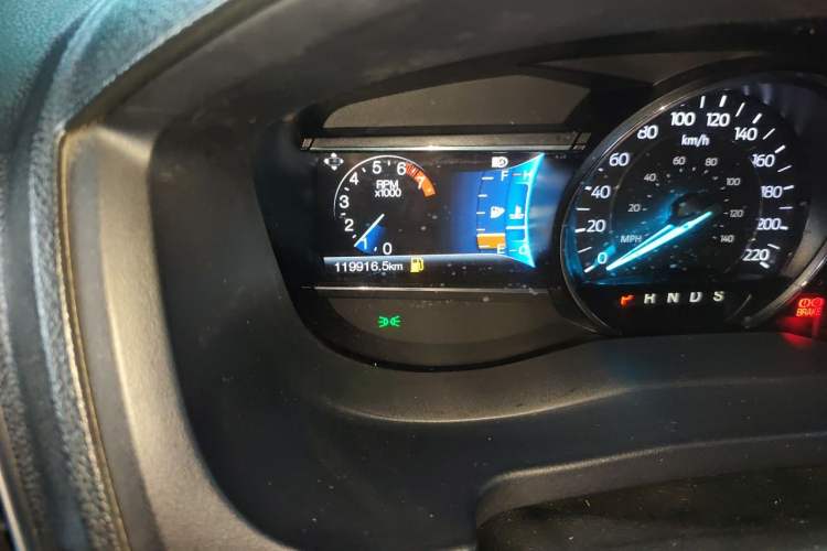 Used Ford Explorer 2017 2.3T Elite Edition Odometer Close Up