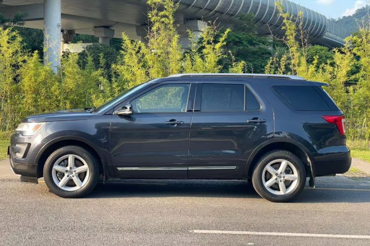 Used Ford Explorer 2017 2.3T Fashion Edition Exterior 3
