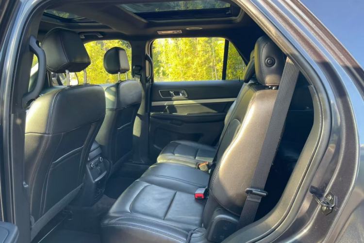 Used Ford Explorer 2017 2.3T Fashion Edition Exterior 7