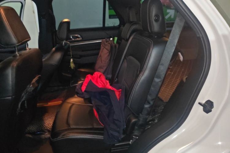 Used Ford Explorer 2017 2.3T Elite Edition Left Rear Seat