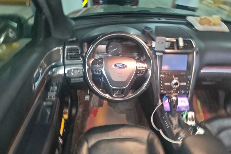 Used Ford Explorer 2017 2.3T Elite Edition Steering Wheel